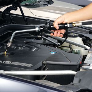 Avvolgitubo Carburante Extra Lungo 1/2'' x 50'' in Acciaio al Carbonio Resistente con Molla, Girevole Automatico, Avvolgimento Retrattile, Ricambi per Pompe Industriali - Product Image 2