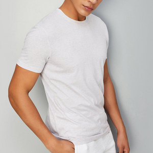 Camiseta de Hombre 100% Algodón, Manga Corta, Cuello Redondo, Color Sólido, Venta al Por Mayor de Fábrica, Cantidad Personalizada, Secado Rápido, Servicio OEM - Product Image 3