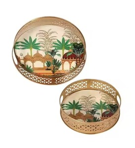 Pot en métal Pichwai au design élégant avec plateau, ensemble de pots décoratifs, art peint à la main pour la décoration de la maison - Product Image 1