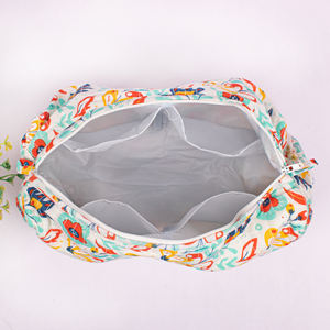 Ensemble de trousses de maquillage de luxe en coton matelassé imprimé, fabriquées à la main, en tissu premium, pour voyage, promotionnelles, avec logo, organiseur de cosmétiques, pochette, étui - Product Image 5