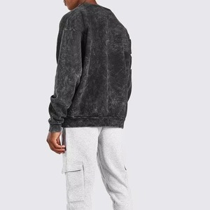 Sweat-shirt en molleton de coton noir délavé surdimensionné pour homme, col rond, coupe classique, style décontracté d'hiver, écologique - Product Image 2