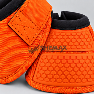Botas ligeras para caballos que ofrecen un uso cómodo, cierre duradero y protección práctica para los pezuñas durante el entrenamiento. - Product Image 6