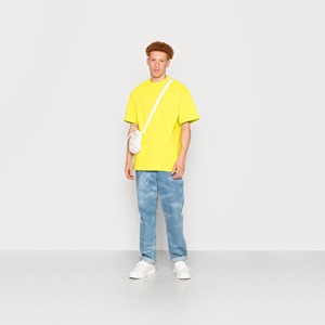 Oversized Drop Shoulder T-shirt Custom High Quality Printing Heavy <b>Weight</b> T Shirt for Men <b>Blank</b> Cotton Street Wear T shirt - Product Image 4