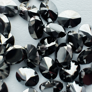 Diamant naturel noir ovale facetté de 0,50 carat pour la fabrication de bijoux - Product Image 3