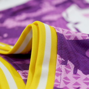 Conjunto de Uniforme de Baloncesto de Alta Calidad, Personalizable con Nombre/Sponsor/Número, Reversible - Product Image 2