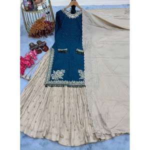 Conjunto de Fiesta de Diseñador, Talla XL, Top, Lehenga y Dupatta con un Look Elegante - Product Image 4