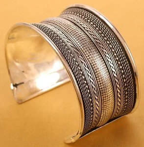 Bracelet en cuivre fait main style bohème, ajustable, vintage, bijoux d'énergie et de guérison pour hommes et femmes - Product Image 2