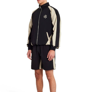 Ensemble short et t-shirt respirant en nylon à taille élastique, séchage rapide, confortable, style streetwear, couleur unie, pour homme - Collection automne - Meilleures ventes - Product Image 1