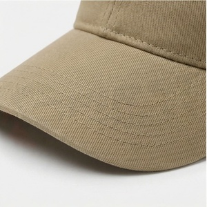 Gorra de béisbol clásica de algodón color caqui, ajustable, lisa, diseño moderno para correr, cómoda y a la moda. - Product Image 4