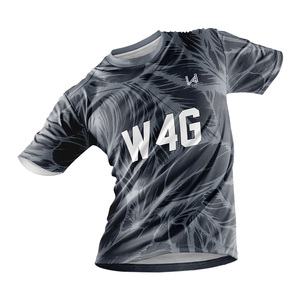 เสื้อฟุตบอลชายแบบสั่งทำพิเศษ ผ้าโพลีเอสเตอร์ 100% พิมพ์ลายด้วยความร้อน แห้งเร็ว ระบายอากาศได้ดี แขนสั้น เป็นมิตรกับสิ่งแวดล้อม - Product Image 1