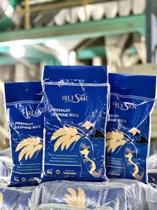Riz Jasmin Aromatique 5% Brisure de Riz Personnalisable Sac Personnalisé Direct Usine au Vietnam Justin VILACONIC - Product Image 2