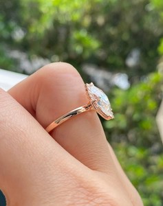 Anillo de Compromiso Art Deco con Moissanita de Corte Rosa y Marquesa de 2 Quilates, Oro Sólido de 14K, Regalo de Aniversario para Novia - Product Image 2
