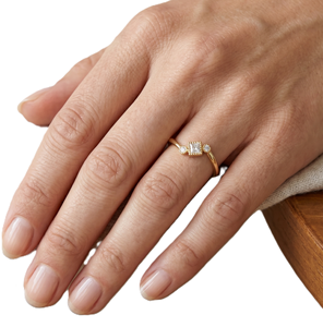 Bague de fiançailles minimaliste en or massif 10K 14K avec diamant de laboratoire taille ronde, style princesse, bague bypass avec pierre d'accentuation, délicate et empilable - Product Image 5