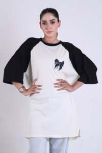 Women's Oversized T-<b>Shirt</b> Relaxed Fit Quick Dry Women's <b>Shirts</b> High Quality Screen Printed Women's Oversized <b>Half</b> Sleeves <b>Shirts</b> - Product Image 3