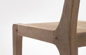 เก้าอี้ไม้สักแท้พร้อมพนักพิง – เก้าอี้รับประทานอาหารสไตล์โมเดิร์นมินิมอลสำหรับโรงแรม คาเฟ่ ร้านอาหาร และเฟอร์นิเจอร์บ้าน - Product Image 3