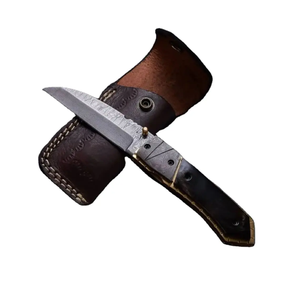 Navaja de bolsillo plegable de acero de Damasco forjada a mano, con bloqueo interno OEM, patrón único personalizado, mango de cuerno negro, grado industrial - Product Image 1