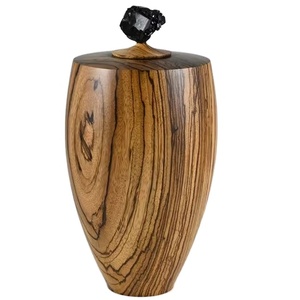 Grande urne funéraire en bois faite à la main en bois de zèbre avec grappe de tourmaline noire - Product Image 1