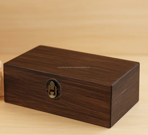 Caja de Almacenamiento de Madera con Incrustaciones Geométricas Cuadradas Hechas a Mano, con Logotipo Personalizado, Acabado Natural, Cierre Magnético, Mecanismo Secreto - Product Image 3