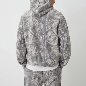 Sweat-shirt à capuche camouflage coupe oversize, manches classiques, en molleton bouclette respirant, style décontracté pour l'automne, avec poches. - Product Image 2