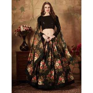 Mariage en soie organza à imprimé floral noir hypnotisant Lehenga Choli Tenue de mariée élégante et élégante - Product Image 4