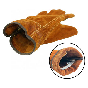 Gants de travail en cuir de vachette industriel, fabriqués au Pakistan, très demandés, résistants et de qualité supérieure. - Product Image 3