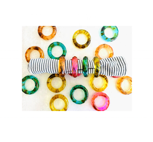 Ensemble d'anneaux de serviette en résine moderne de luxe, écologiques, colorés, forme personnalisée, décoration de table, utilisation pour les fêtes, durables, largeur 4,5 cm - Product Image 3