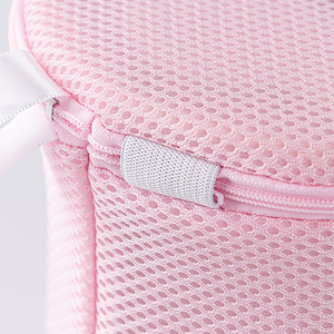 Bolsa de Lavandería de Malla Rosa para Ropa Delicada, Doble Capa, Cilíndrica, Hecha en Taiwán - Product Image 5