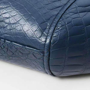 Blouson Bomber Homme en Cuir Véritable Bleu Gaufré à Motifs, Col Rabattu, Fermeture Éclair, Respirant et Écologique - Product Image 5