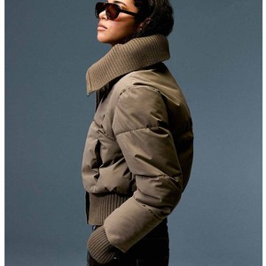 Chaqueta acolchada color caqui para mujer con cuello y puños de punto, abrigo corto de invierno. - Product Image 5
