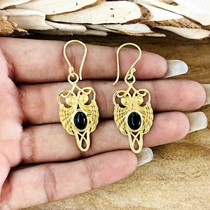 Boucles d'oreilles pendantes hibou bohème très demandées, ethniques, en laiton et onyx, plaqué or 18 carats, vintage, motif animal, pour femme, vente en gros OEM ODM - Product Image 2