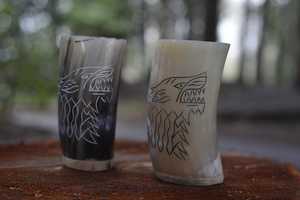 Taza Hecha a Mano de Cuerno de Búfalo Ecológica |   Jarra Vikinga Natural de Cuerno de Buey para Beber Cerveza, Vino o Hidromiel |   Artículos Artesanales de Estilo Americano - Product Image 3