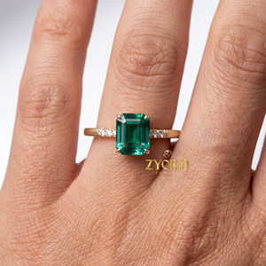 Anillo de Oro Blanco de 14k con Esmeralda Colombiana Cultivada en Laboratorio, Corte Asscher, Estilo Clásico, para Compromiso, Boda, Aniversario, Fiesta, Regalo de Cumpleaños - Product Image 4