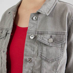 Women's Vintage Washed Denim Jacket Casual Long Sleeves Button up Jeans Coat Stylish Outerwear Jacket For Women - Product Image 3