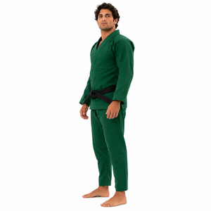Traje de BJJ resistente con costuras reforzadas, material transpirable y diseño flexible para un entrenamiento fiable en cada sesión. - Product Image 2
