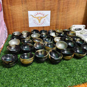 Plato de Servir Hecho a Mano de Cuerno de Buey, Tamaño Extra Pequeño, 3 Pulgadas de Diámetro, Estilo Clásico, Material Natural, a Precio Económico - Product Image 6