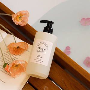 Jabón de Manos Mineral Belle De Parfum 300ml Líquido Transparente con Glicerina y Agua para Limpieza Básica e Hidratación - Product Image 1