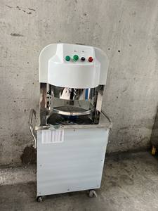 Nouveau Diviseur de Pâte Électrique Automatique Multifonctionnel 2025 720x600x1300 Vietnam 1.5Kw Garantie 1 An Minh Tam MCD - Product Image 6