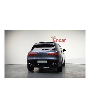 Genesis GV70 2.5T 2024, Gasolina, 2WD, con Caja de Cambios Automática, Asientos de Cuero, Cámara Trasera, 30,396 km, Volante a la Izquierda - Product Image 4