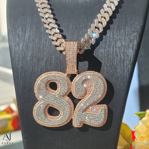 AARVA JEWELS Colgante con Letra Estilo Hiphop con Moissanita, Plata 925 con Baño de Rodio, Unisex - Product Image 2