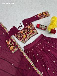 Nuevo conjunto de lehenga-choli y dupatta de chinon con bordado y cordón, para uso ocasional, a precio de mayoreo. - Product Image 4