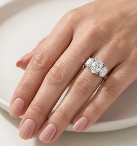 Platinum Oval Cut Lab Diamond Three <b>Stone</b> Engagement Ring 10K 14K 18K Solid White Gold GIA Certified Classic Fine Women Jewelry - Product Image 4