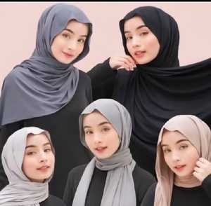 Indonesia Made Customizable Elegant Viscose Muslim Hijab for Women with Colorful Patterns for Prayer Occasions - Product Image 6