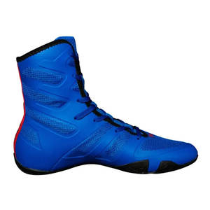 Concevez vos propres chaussures de boxe sécurisées avec une finition haut de gamme et des performances fiables. - Product Image 1
