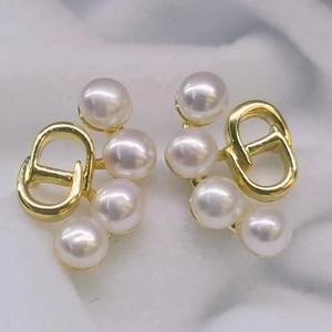 Boucles d'oreilles en perles d'eau douce violettes Zhuji 9-10 mm, argent S925, défauts mineurs, qualité fine, clous d'oreille pour la vente en gros transfrontalière en direct - Product Image 1