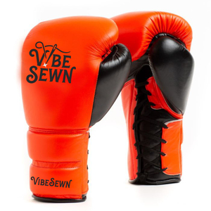Gants de boxe professionnels personnalisés avec logo, 14/10/16 oz, en cuir, pour entraînement de kickboxing et Sanda, protection UV, fermeture à lacets au poignet - Product Image 1