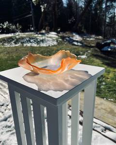 Grand bol en résine orange pailleté, bol décoratif pour fruits, bol de service couleur pastel - Product Image 3