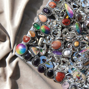 แหวนพลอยหลากรูปแบบตามธรรมชาติของผู้หญิงเครื่องประดับแฟชั่นหลากหลายขนาด5-11สำหรับงานปาร์ตี้ - Product Image 5