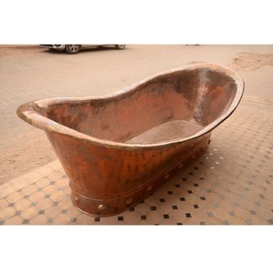 Baignoires en cuivre modernes et écologiques de qualité supérieure fabriquées pour une décoration de salle de bain confortable et sans fin chez Regal Metal World - Product Image 1