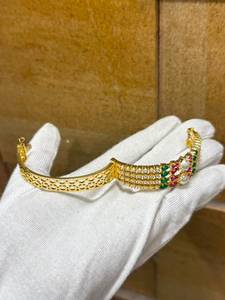 Luxury Gold finish Pearl <b>Bracelet</b> Premium Handmade Indian Fashion Jewelry Wholesale Supplier Manufacturer OEM ODM - Product Image 4