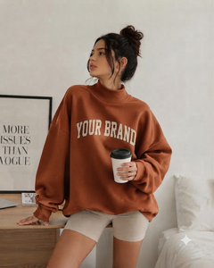 Sweat-shirt noir oversize pour femme, 100 % coton, coupe épaules tombantes et col montant décontracté contemporain - Product Image 3